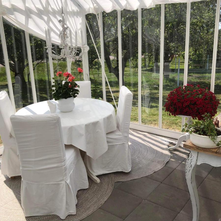 Susannes Bed & Breakfast Frebbenby